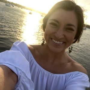 Meet your Posher, Kelli